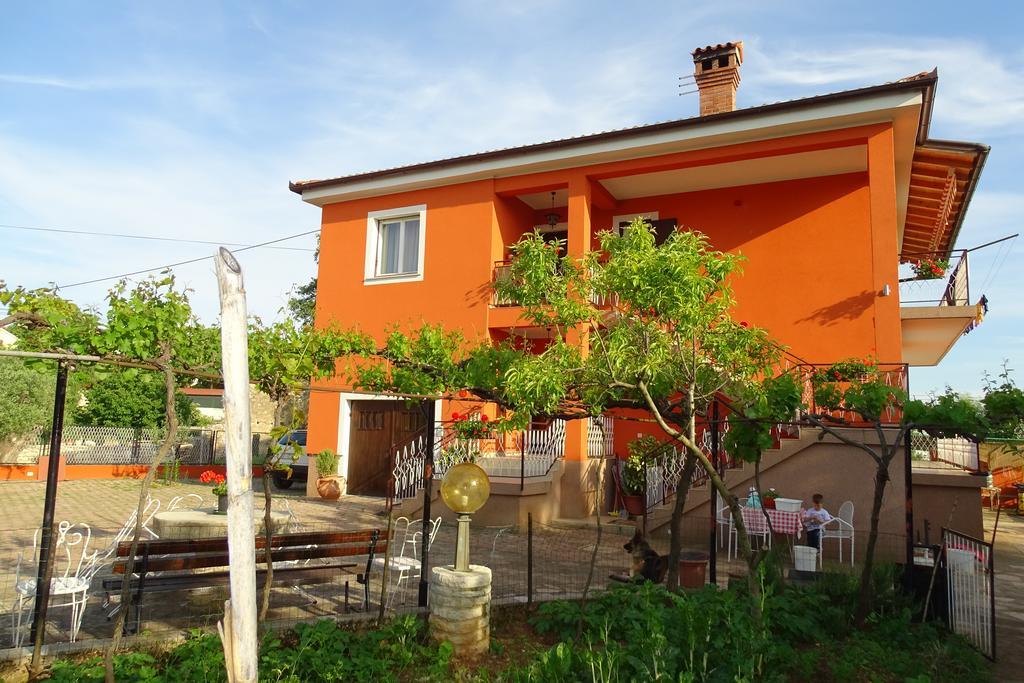 Apartment Parenzana Bibali 65 A 52460-Буйе Экстерьер фото